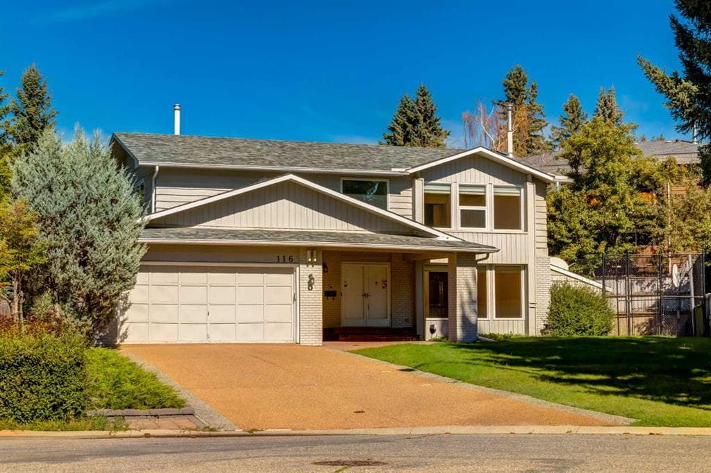 5-bed Detached for sale at 116 Pump Hill Bay SW, Calgary
