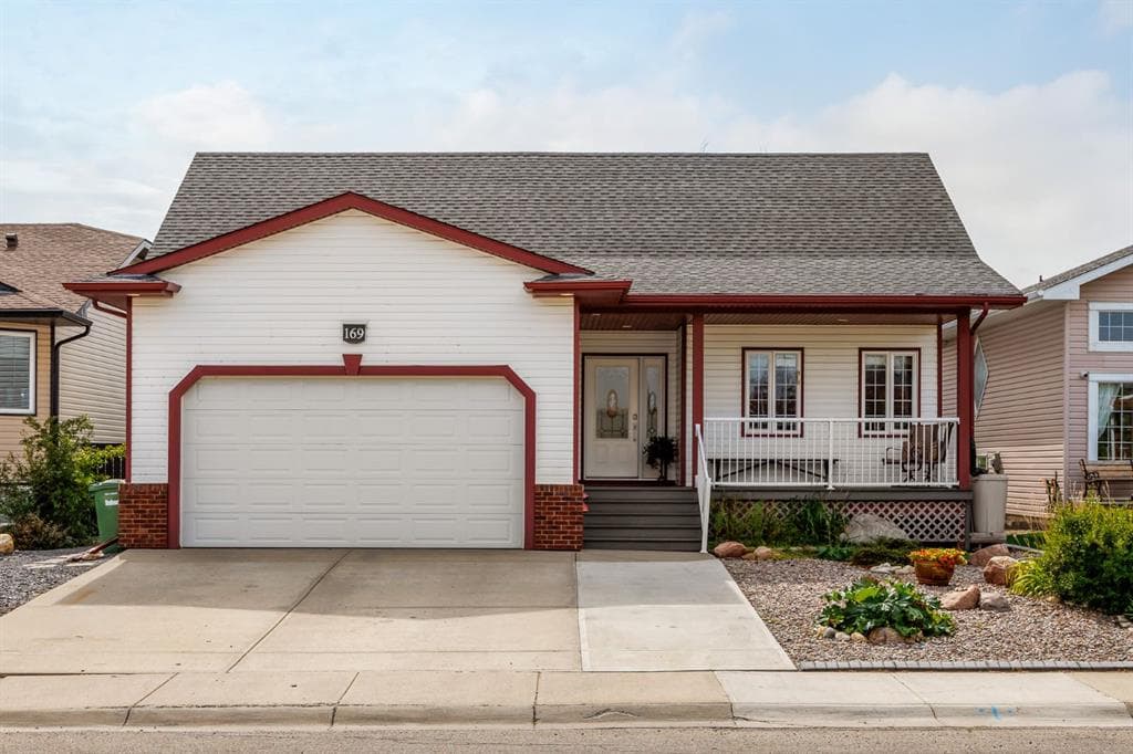169 Parklane Drive — photo 1