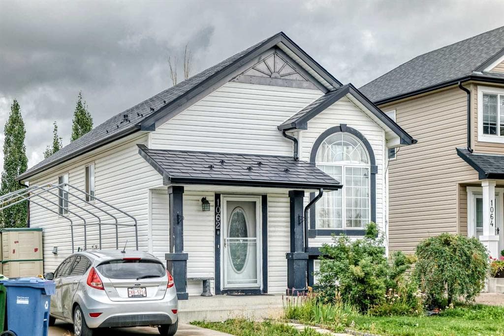 1062 Bridlemeadows Manor SW — photo 1