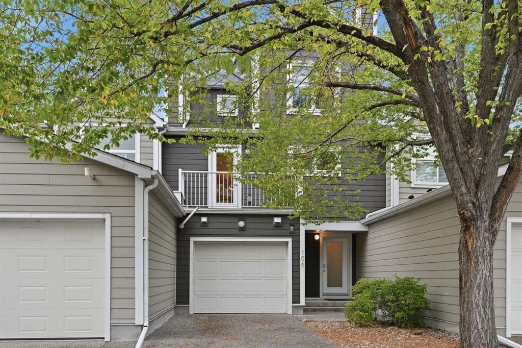 106 Inglewood Point SE — photo 1