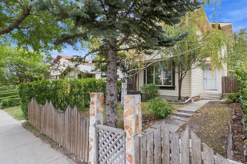 30 Bermuda Drive NW — photo 1