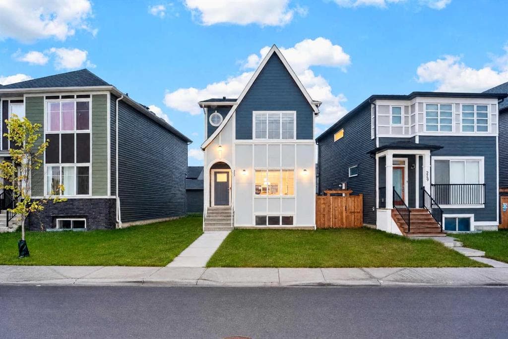 245 Walcrest Way SE — photo 1
