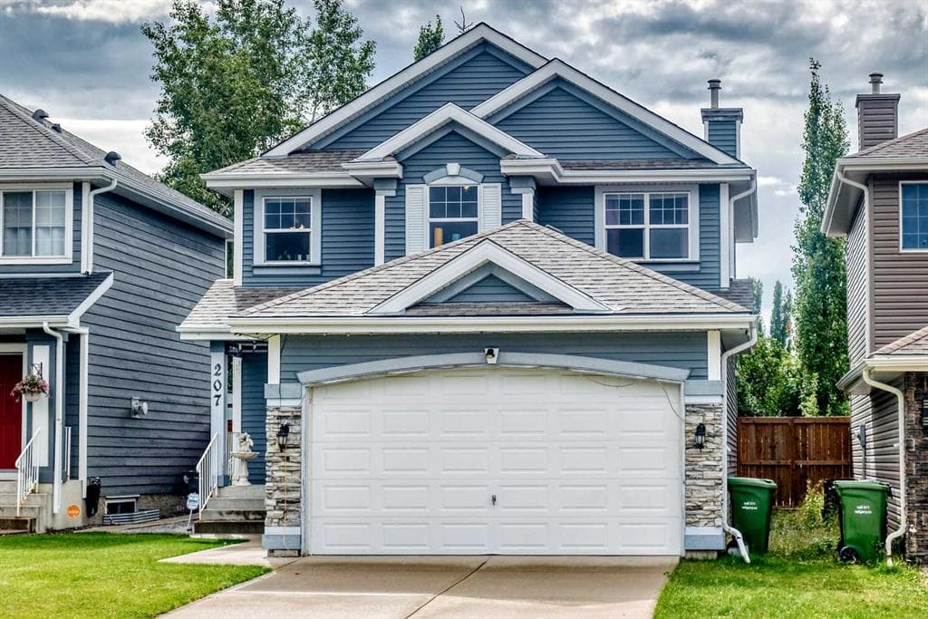 207 Bridlewood Road SW — photo 1