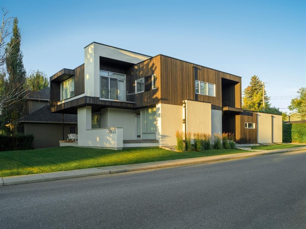 3603 13 Street SW — photo 1