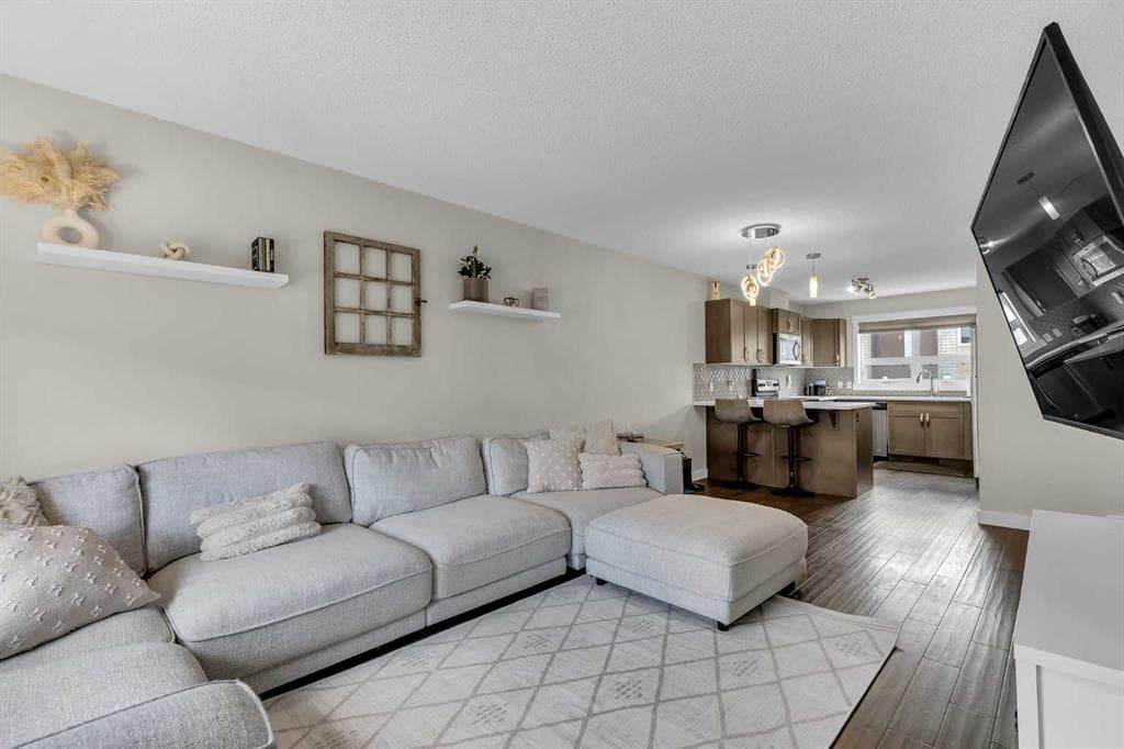 305, 2461 Baysprings Link SW — photo 1