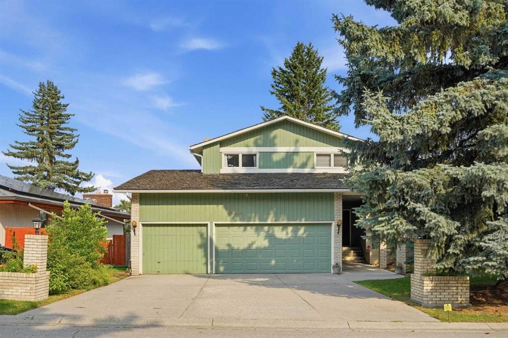336 Pump Hill Crescent SW — photo 1