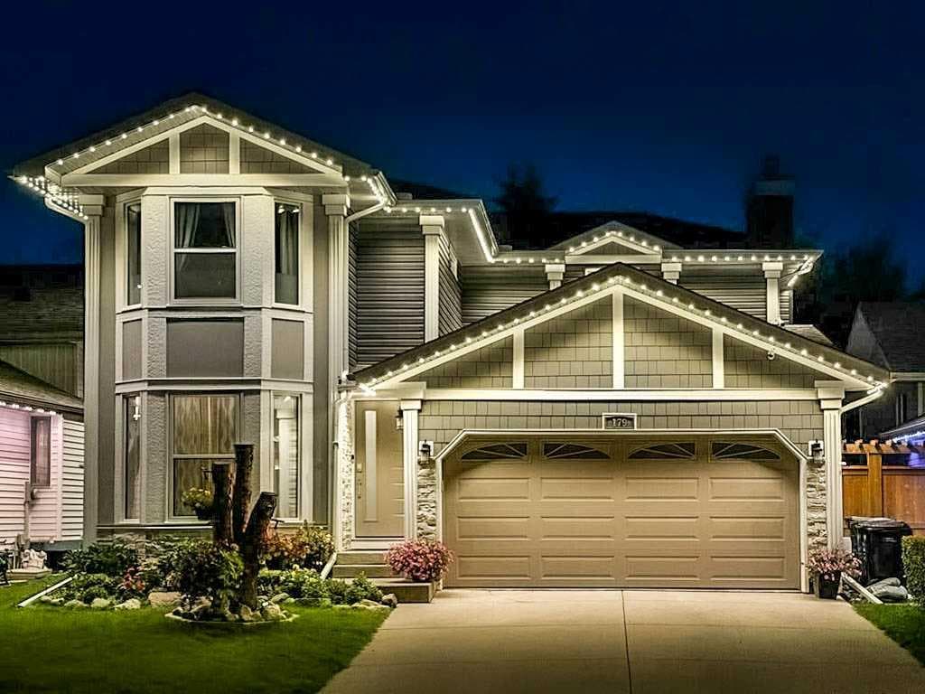 179 Riverstone Crescent SE — photo 1