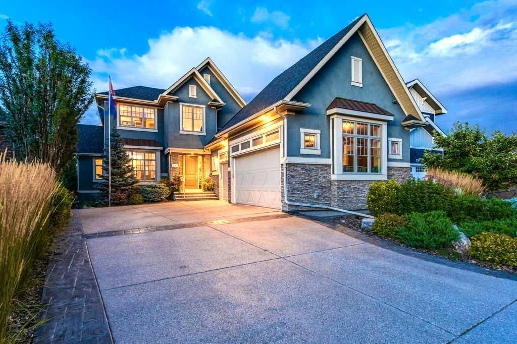 4-bed Detached for sale at 274 Valley Pointe Way NW, Calgary