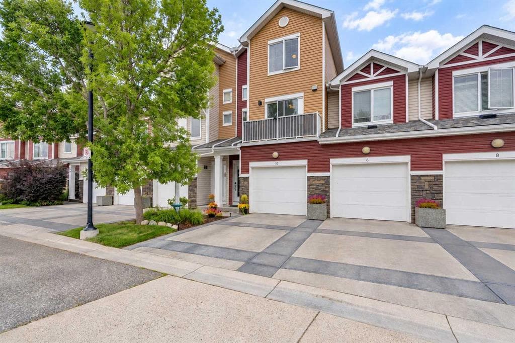 10 Chaparral Ridge Park SE — photo 1