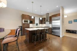 Thumbnail 13