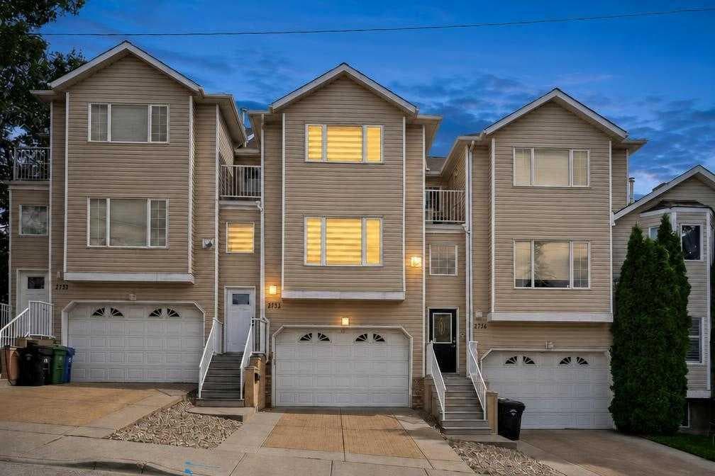 2-bed Townhouse for sale at 2732 16 Street SW, Calgary