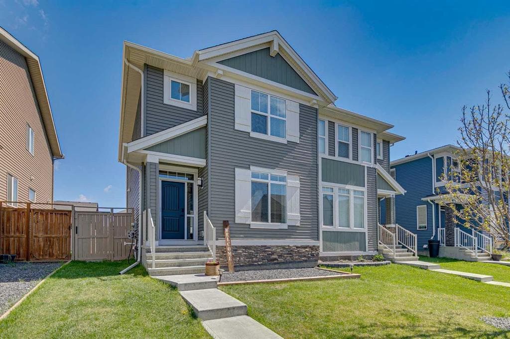 43 Willow Crescent — photo 1