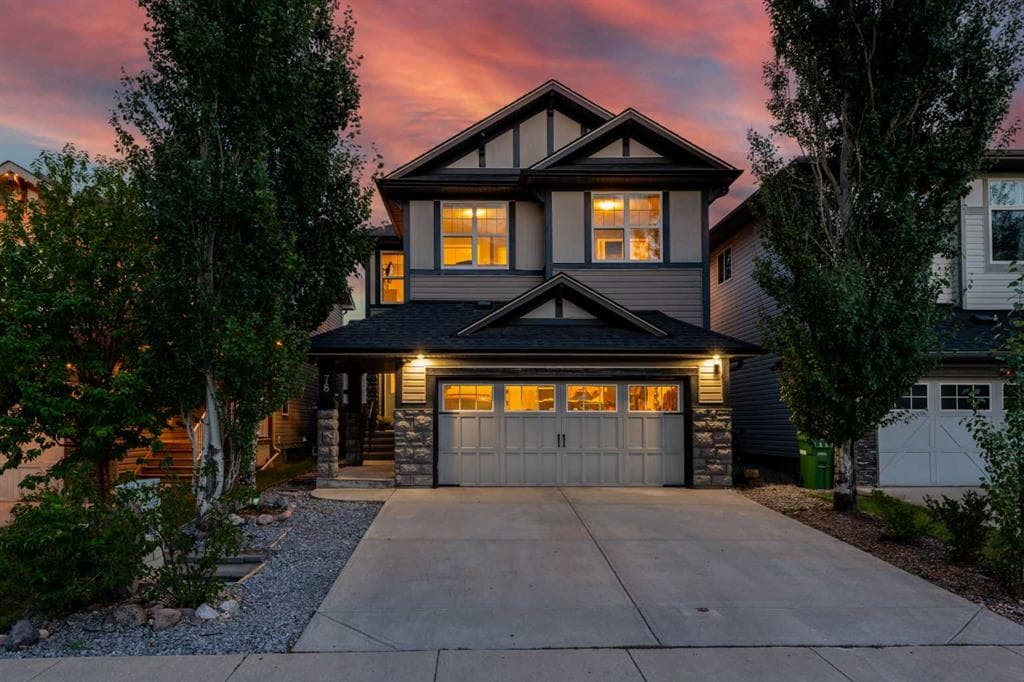 4-bed Detached for sale at 78 Hillcrest Street SW, Airdrie