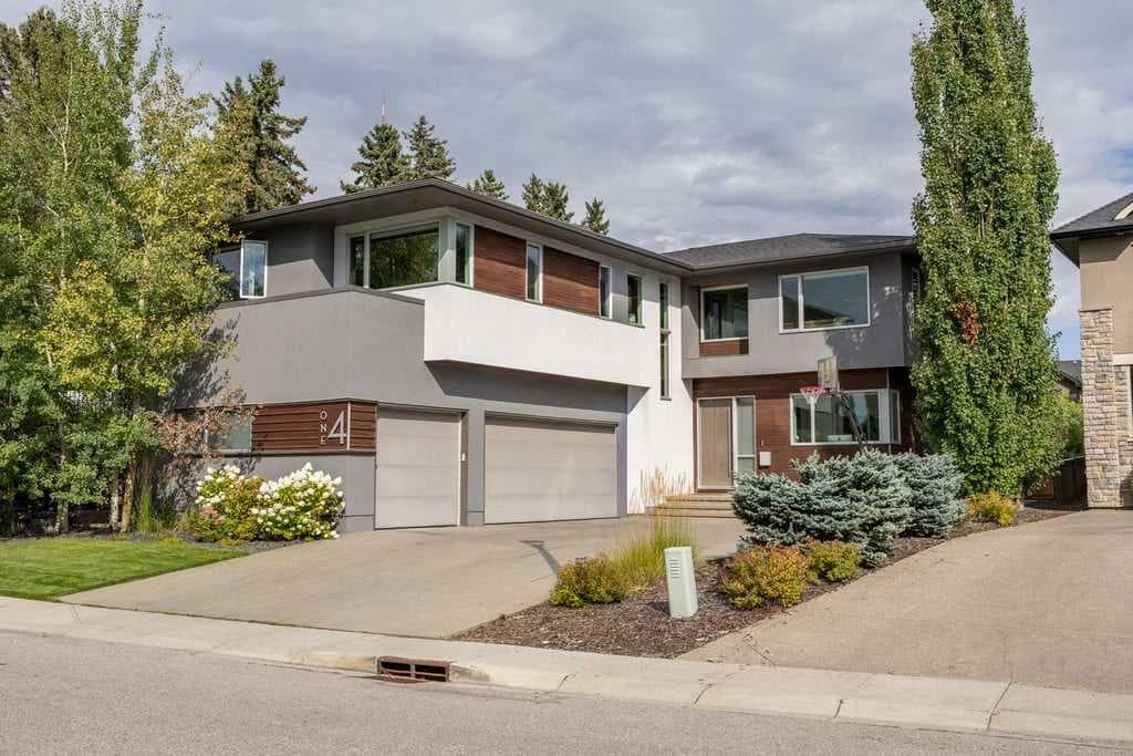 4-bed Detached for sale at 14 Wexford Way SW, Calgary