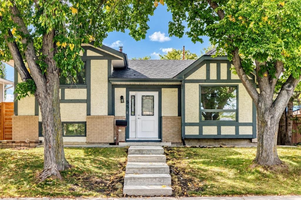 55 Mckinley Way SE — photo 1