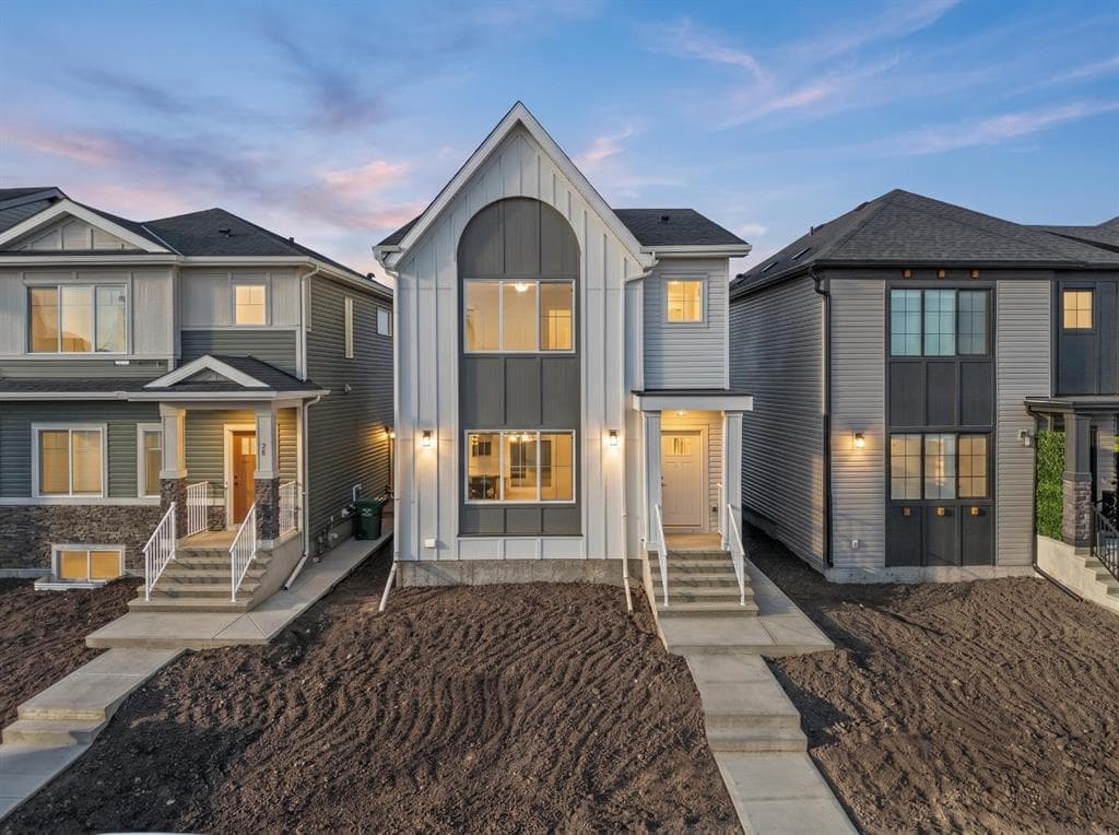 3-bed Detached for sale at 82 Rangeview Path SE, Calgary