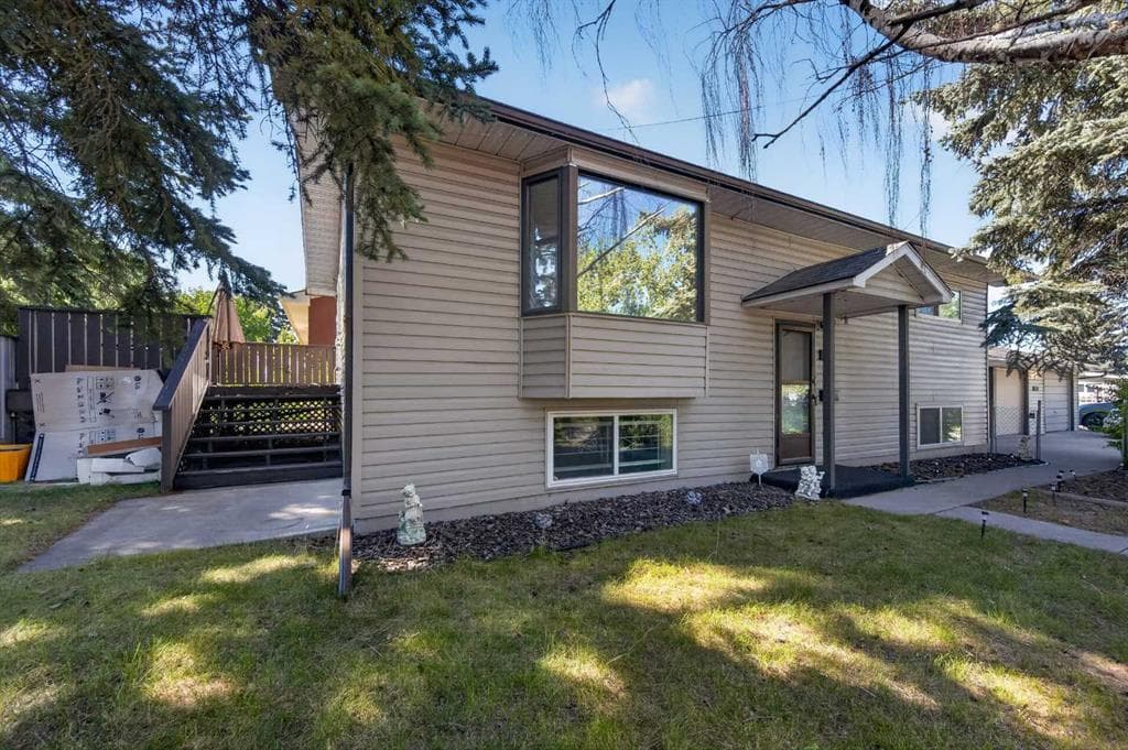 5-bed Detached for sale at 4604 29 Avenue NW, Calgary