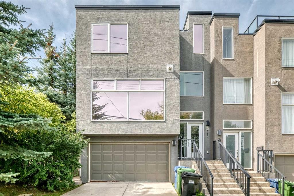 2-bed Townhouse for sale at 2919 17 Street SW, Calgary