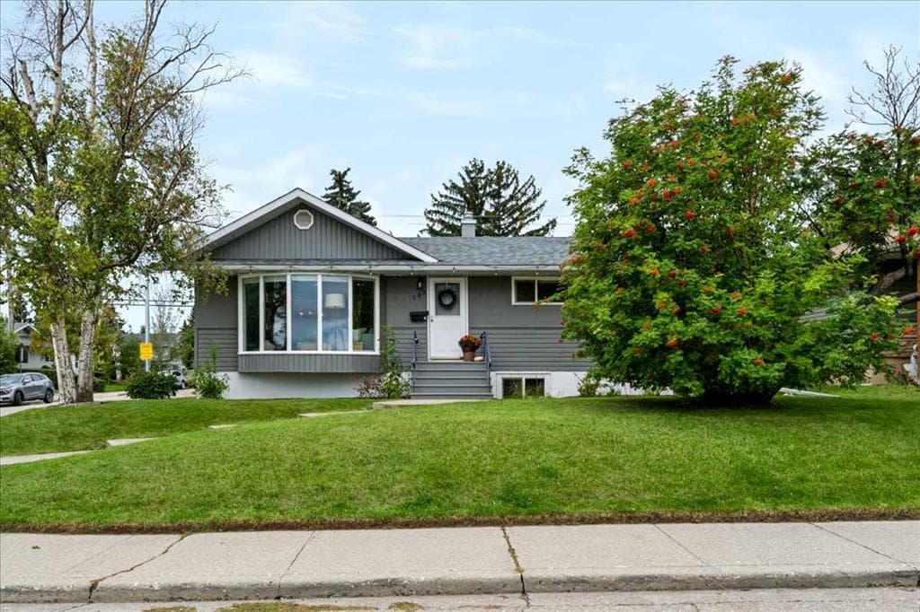 103 Grafton Drive SW — photo 1