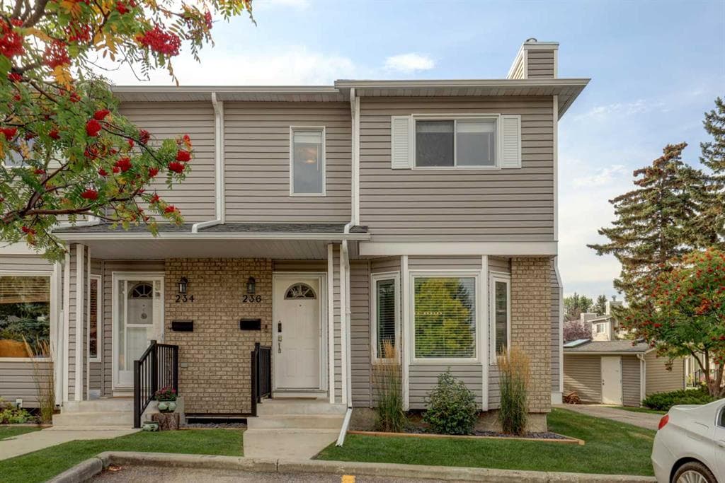 236 Cedarwood Park SW — photo 1