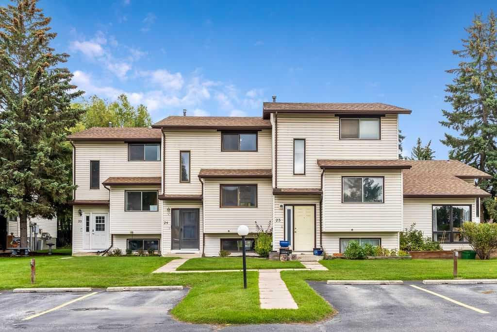 3-bed Townhouse for sale at 24, 73 Glenbrook Crescent, Cochrane