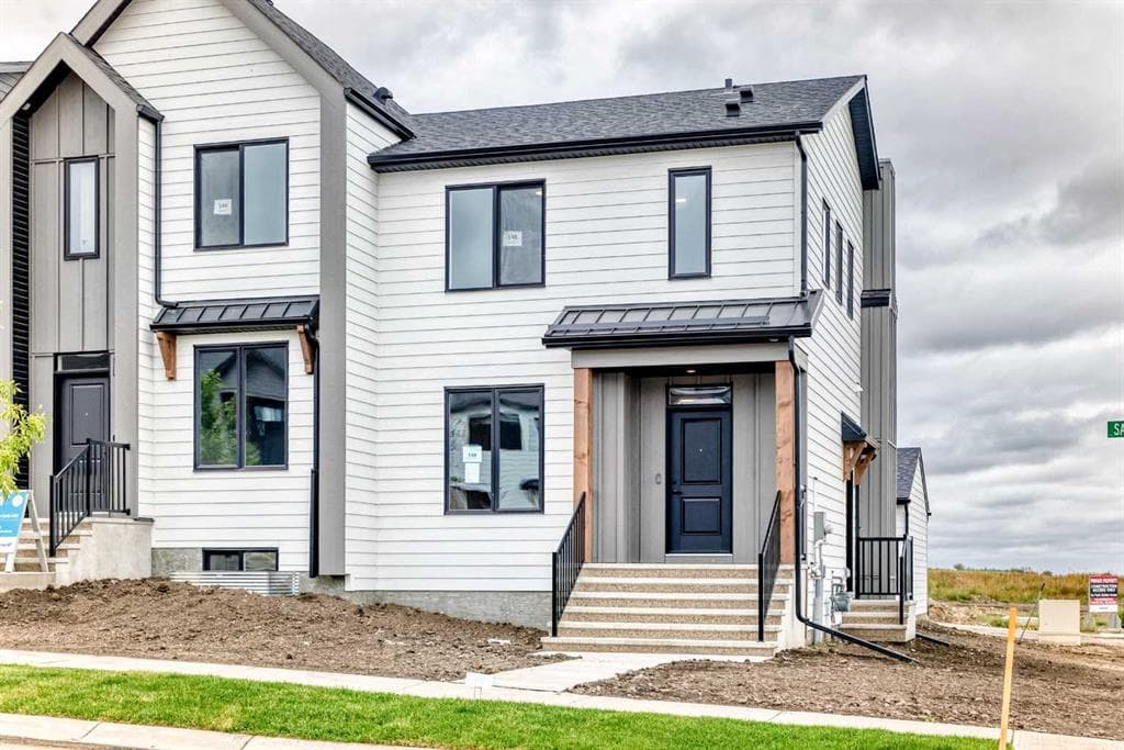 3-bed Semi-detached for sale at 148 Sawgrass Gate NW, Airdrie