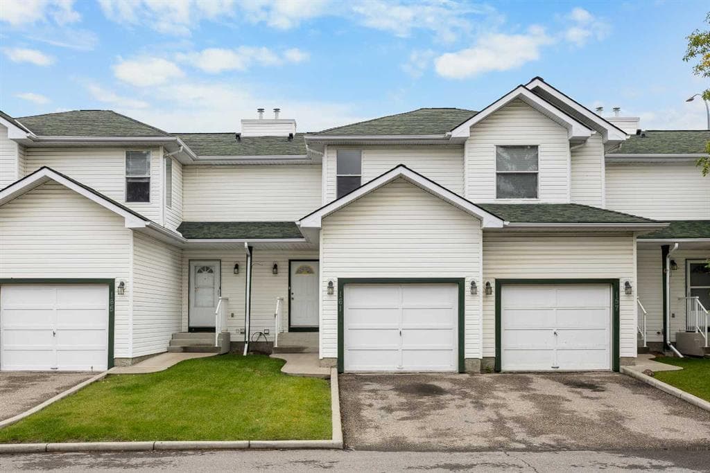 3-bed Townhouse for sale at 161 Sandpiper Lane NW, Calgary