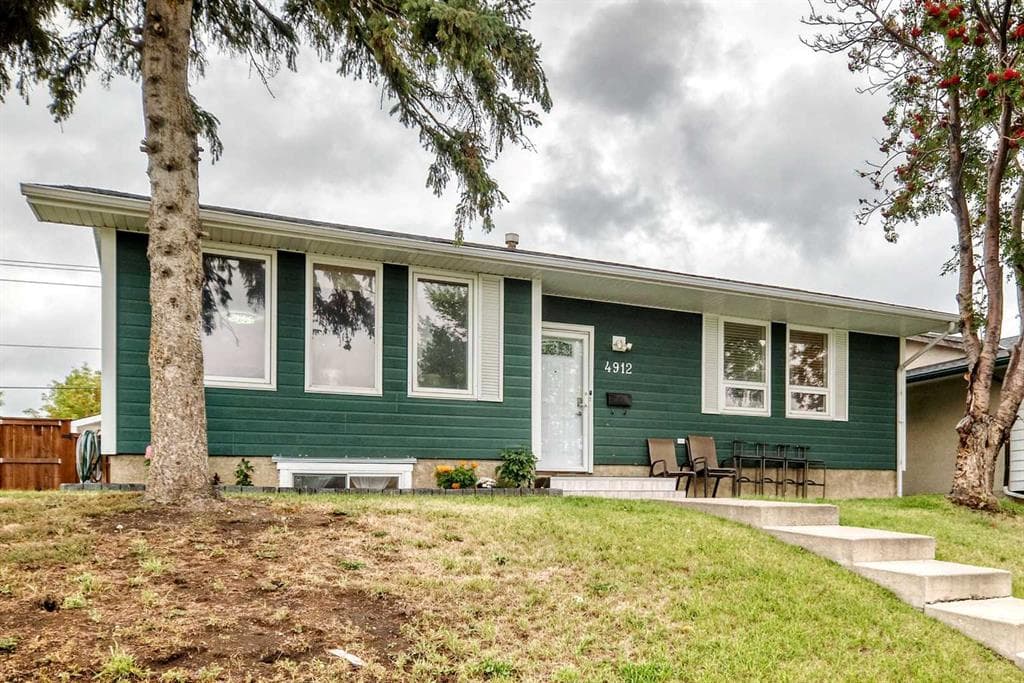 5-bed Detached for sale at 4912 Rundlehorn Drive NE, Calgary