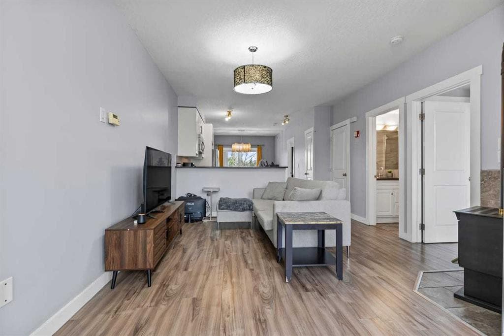 2-bed Apartment for sale at 304, 1540 17 Avenue SW, Calgary