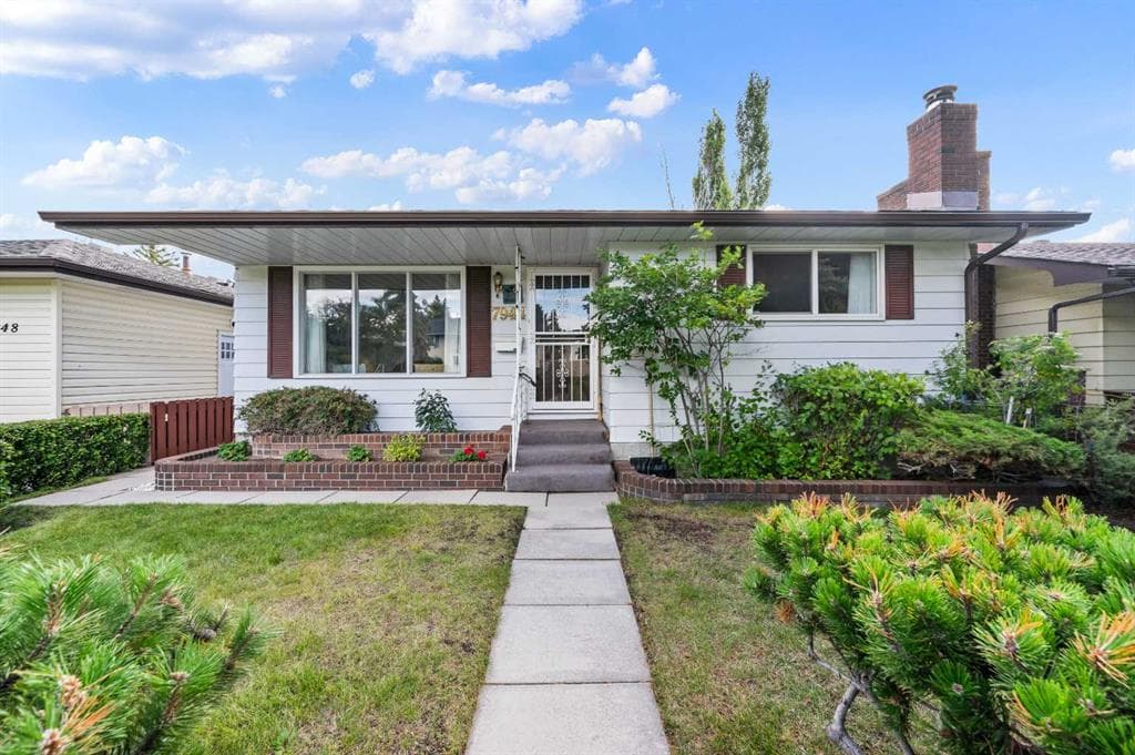 3-bed Detached for sale at 7944 Huntington Road NE, Calgary