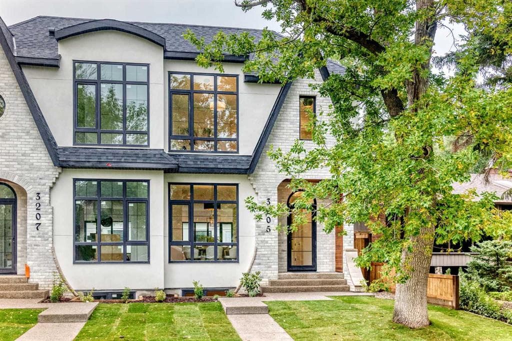 4-bed Semi-detached for sale at 3205 Kilkenny Road SW, Calgary