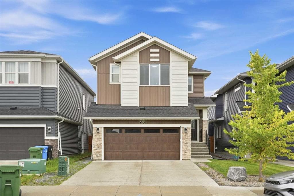 70 Creekside Avenue SW — photo 1