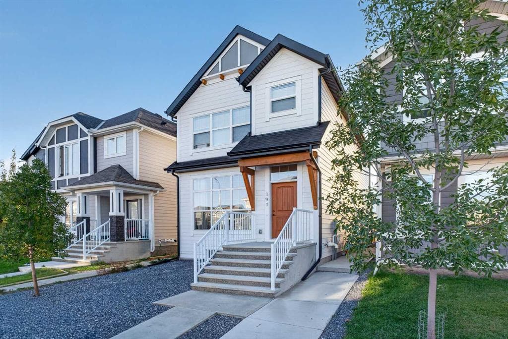 191 Magnolia Way SE — photo 1