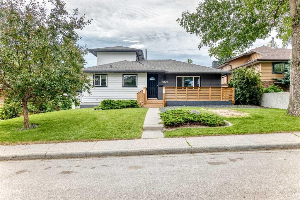 3824 Brooklyn Crescent NW — photo 1