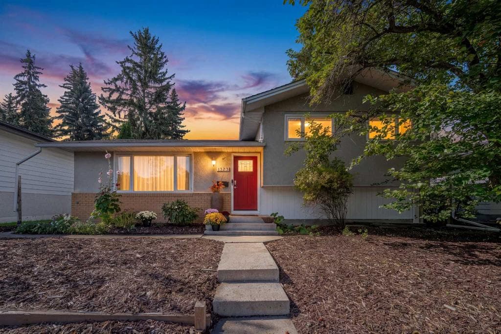 1323 University Drive NW — photo 1