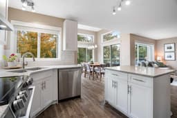 Thumbnail 13