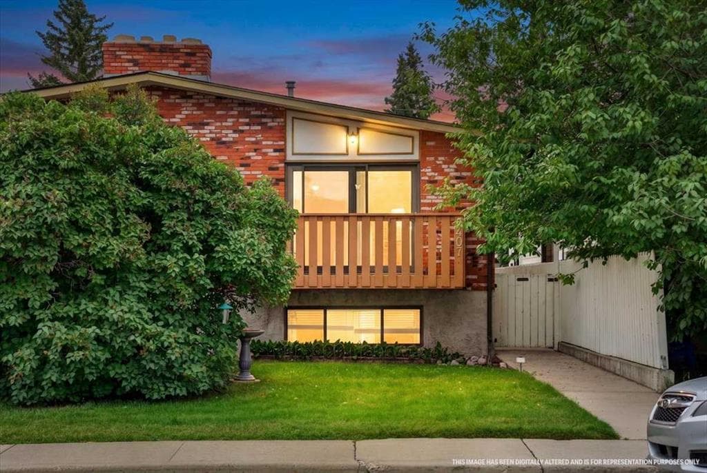 3-bed Semi-detached for sale at 6407 34 Avenue NW, Calgary