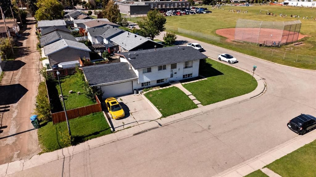 5-bed Detached for sale at 4843 7 Avenue SE, Calgary