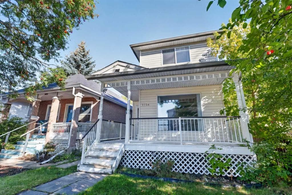 2724 16 Avenue SE — photo 1