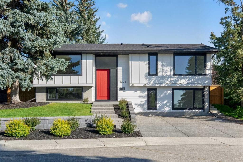 5204 Barron Drive NW — photo 1