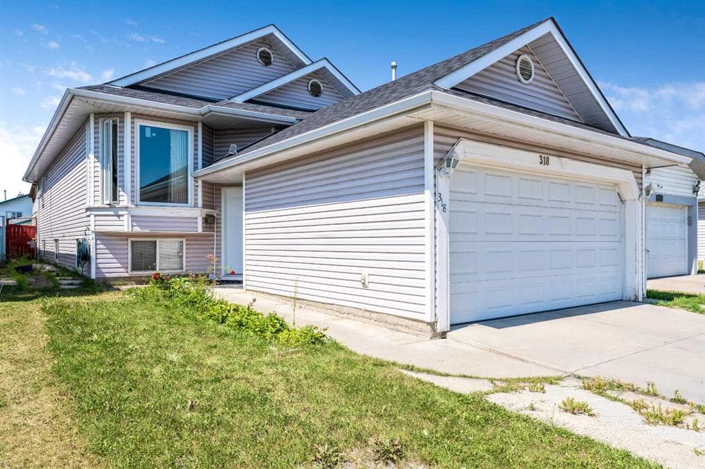 6-bed Detached for sale at 318 Applewood Drive SE, Calgary