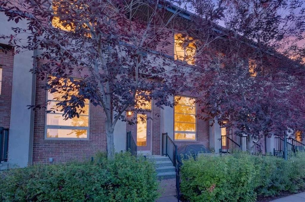 73 Aspen Hills Terrace SW — photo 1