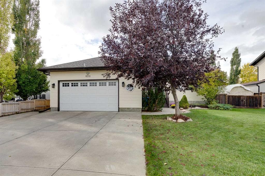 620 Pioneer Drive — photo 1
