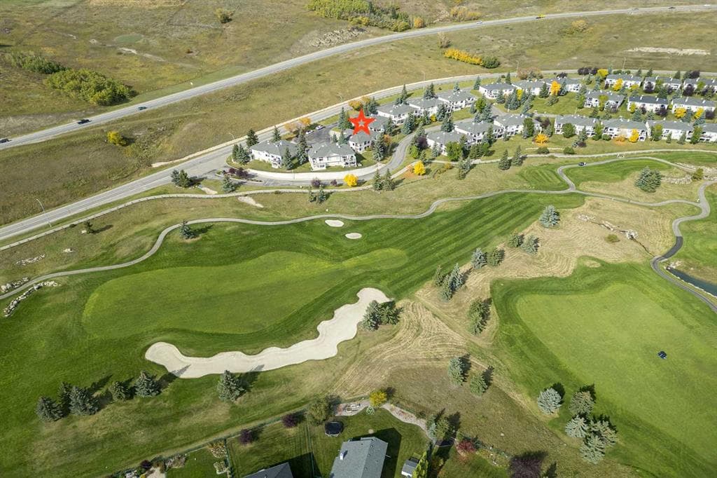 10 Eagleview Heights — photo 1
