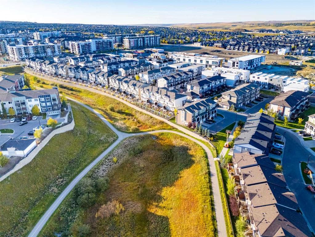 3-bed Townhouse for sale at 530 Sage Hill Grove, Calgary