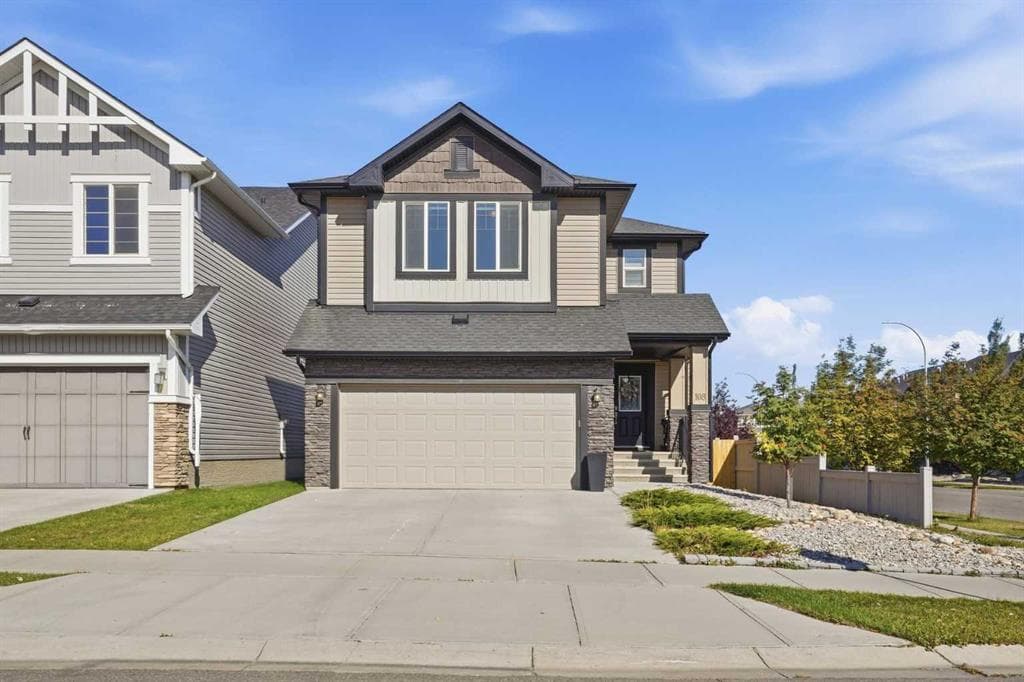 108 Hillcrest Avenue SW — photo 1