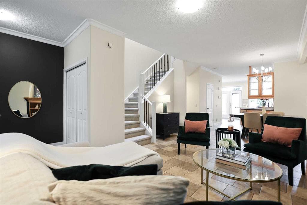 2705 11 Avenue SE — photo 1