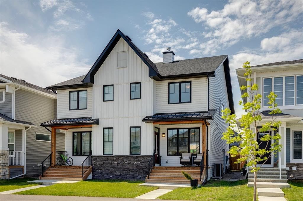 3-bed Semi-detached for sale at 135 Creekstone Drive SW, Calgary