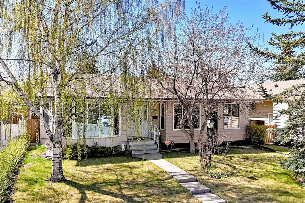 316 Glamorgan Place SW — photo 1