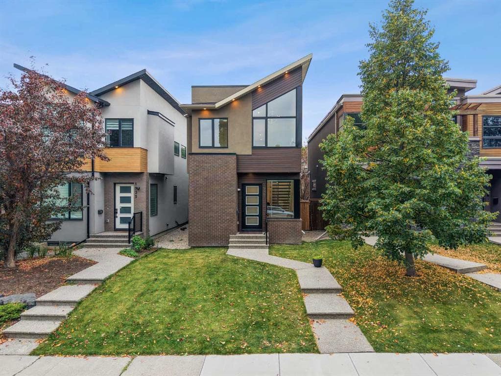 4-bed Detached for sale at 1937 44 Avenue SW, Calgary